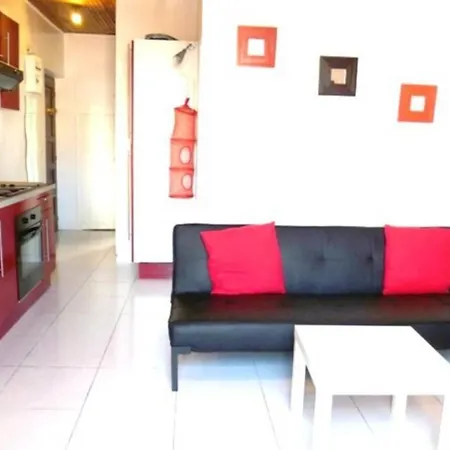 #palavaslesflots #2bedrooms #airconditioned #100metersfromthebeach Palavas-les-Flots