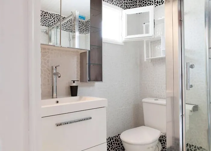 #palavaslesflots #2bedrooms #airconditioned #100metersfromthebeach